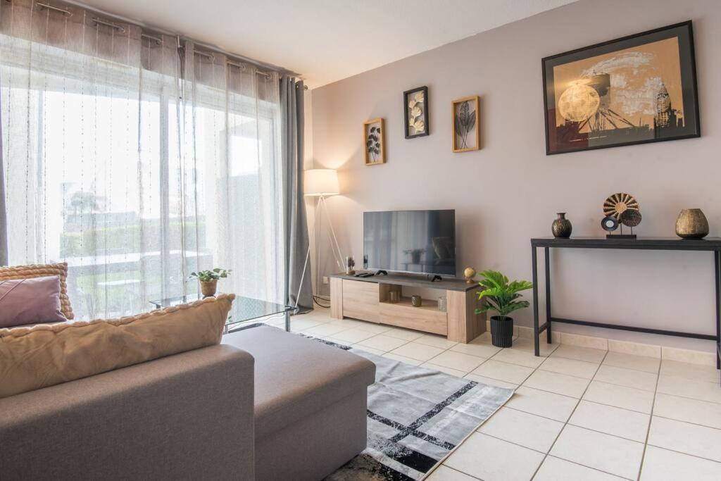 L'Escale Apartment Angers Exterior photo